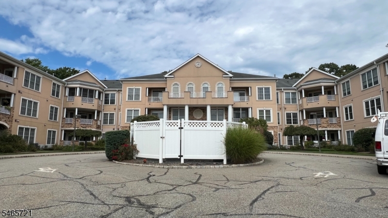 1303 Hamilton Dr Unit 1303, Rockaway Twp.