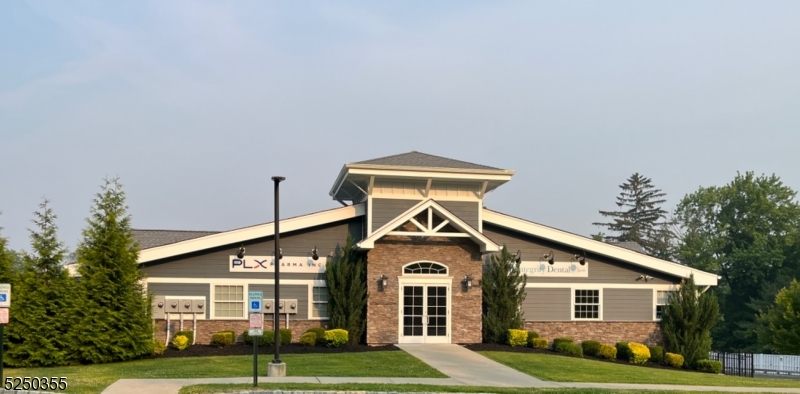 9 Fishers Ln, Sparta Twp.