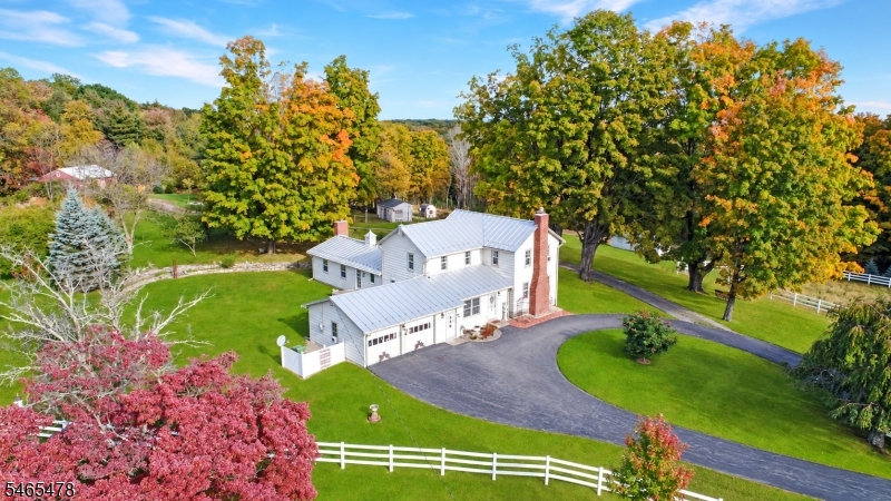 4 Hardwick Rd, Hardwick Twp.