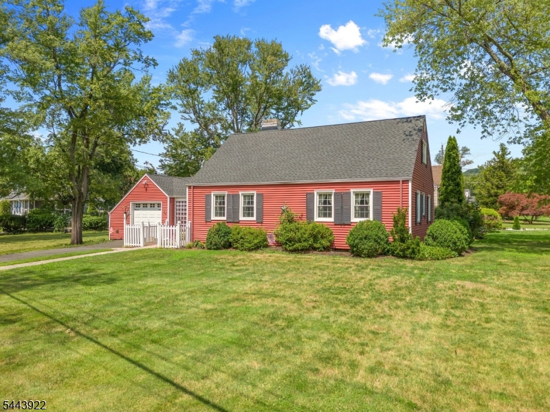 550 Ayres Ave, North Plainfield Boro