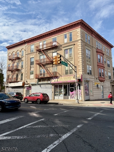 289 S Orange Ave, Newark City