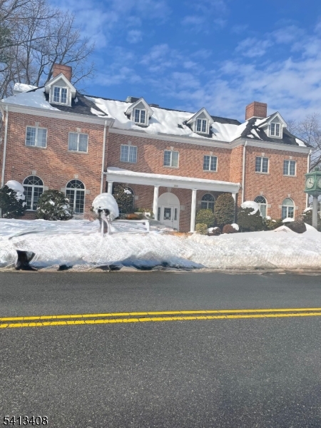 256 Broad St, Bloomfield Twp.
