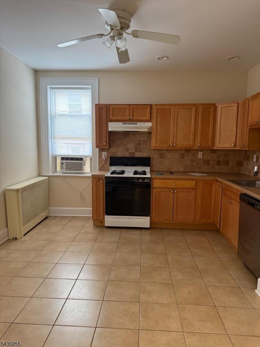 22 Baldwin St Unit 1, Montclair Twp.