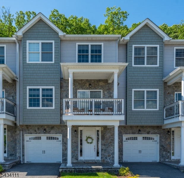 67 Halina Ln, Butler Boro