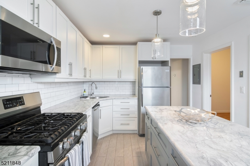 329 Millburn Ave, Millburn Twp.