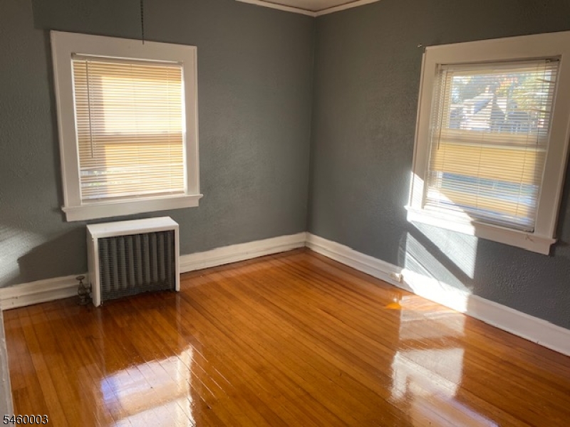 29 Claremont Ave, Montclair Twp.