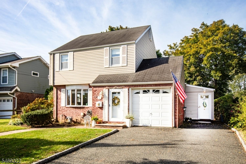 603 Fairlawn Pkwy, Saddle Brook Twp.
