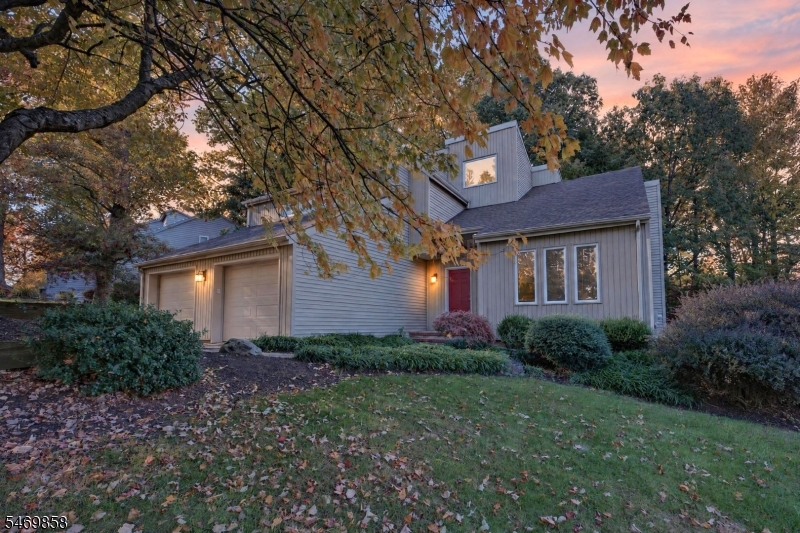 33 Highmount Ave, Warren Twp.