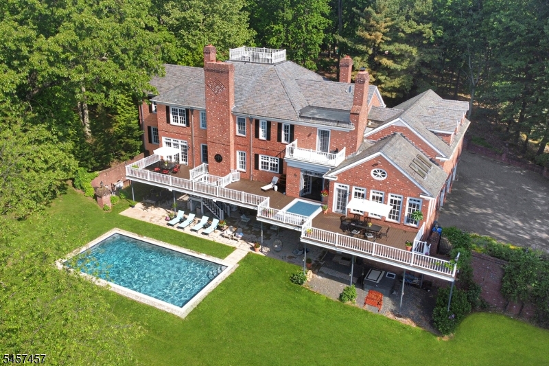 1 Hillview Drive, Tewksbury Twp.