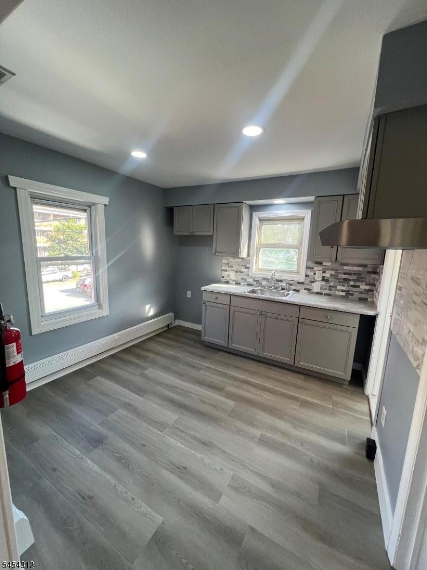 6 Elmer St Unit 2A, Madison Boro