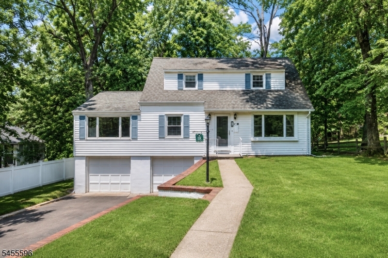 18 Mountainside Dr, Wayne Twp.