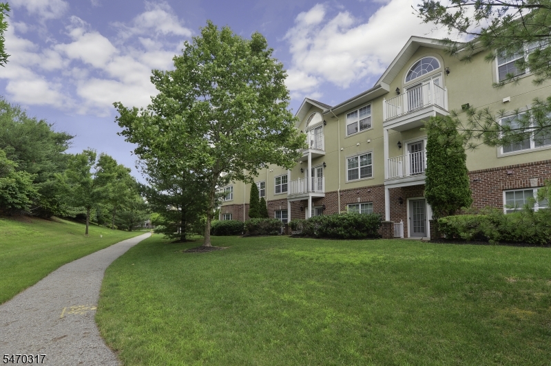 121 Courter Rd Unit 091, Franklin Lakes Boro
