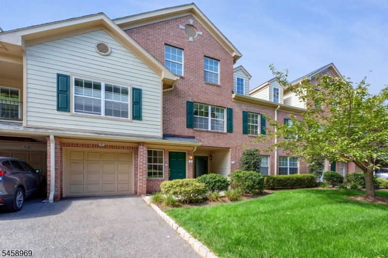 7 Davenport Pl, Morris Twp.