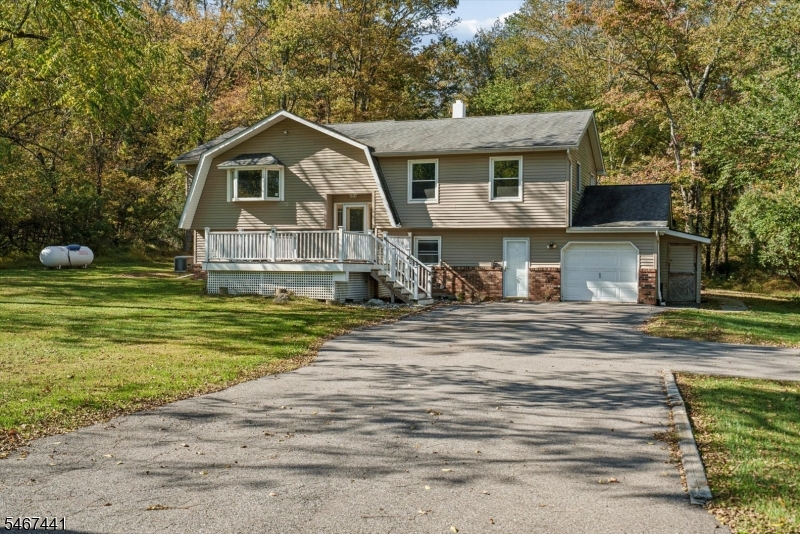 20 Karrville Rd, Mansfield Twp.
