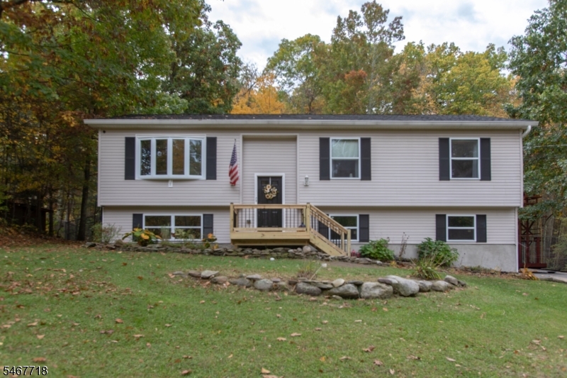 23 Fawn Run, Montague Twp.