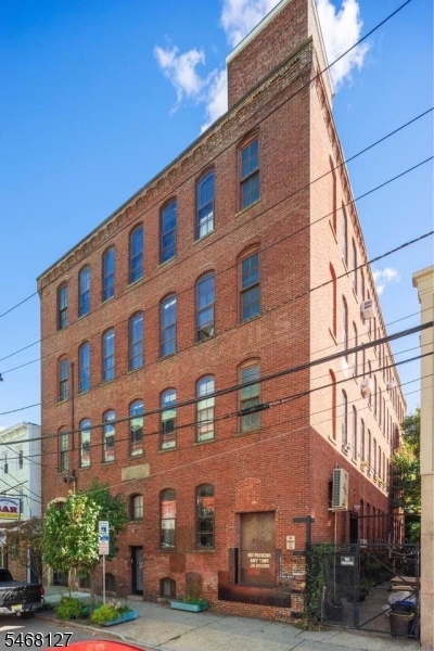 60 Union St, Newark City