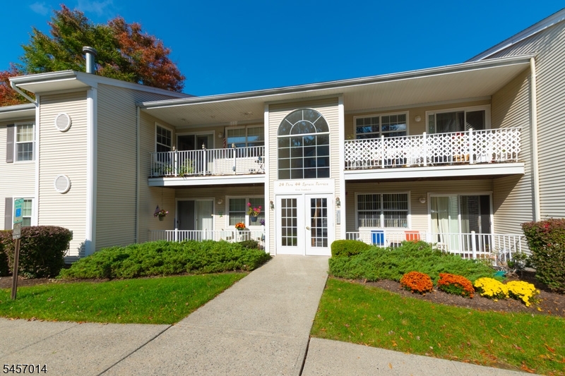 24 Spruce Ter, Mount Arlington Boro