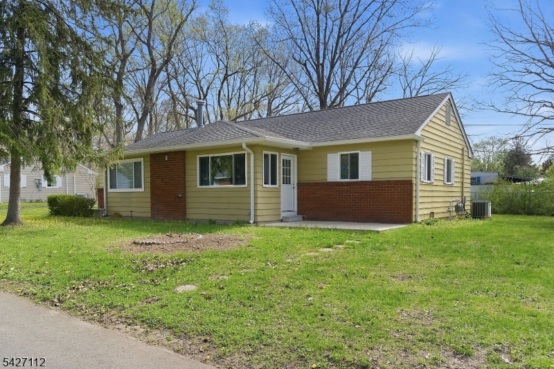 8 So Heron Unit A, Manchester Twp.