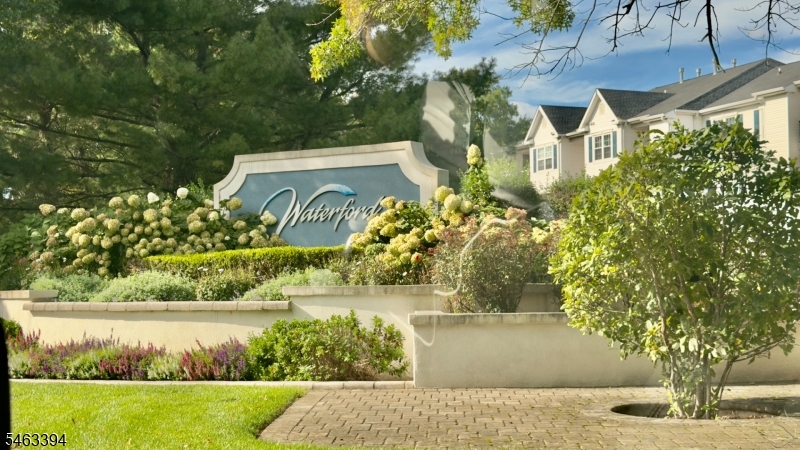 1133 Waterford Dr Unit 33, Edison Twp.