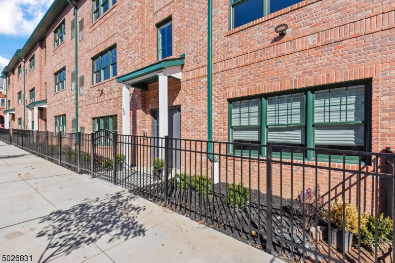 85 4Th Ave. Unit 2A Unit 2A, Newark City