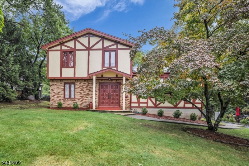 209 Cedar St, Cedar Grove Twp.