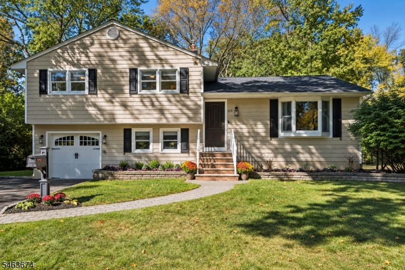 123 River Bend Rd, Berkeley Heights Twp.