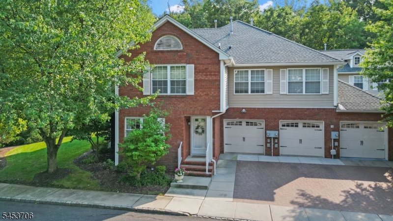 21 Berkeley Square Condo Unit 21, Berkeley Heights Twp.