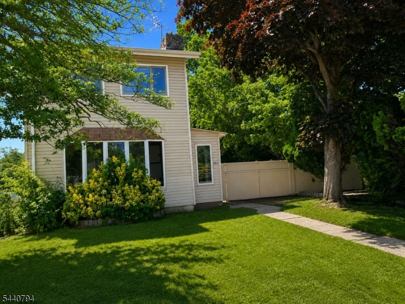 311 Prospect Ave, Old Bridge Twp.
