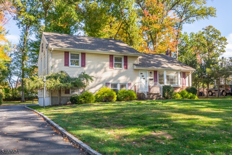 33 Weaver Pl, East Hanover Twp.