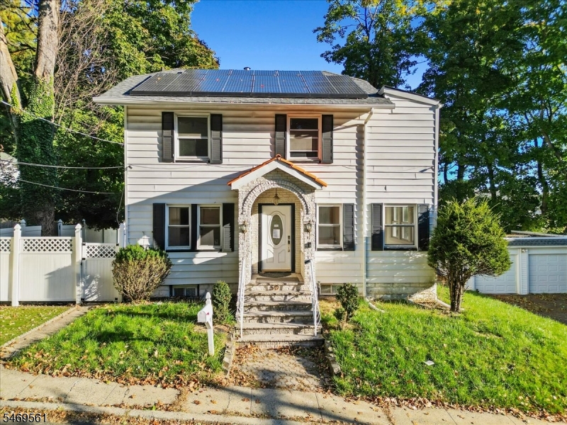 50 Ridgehurst Rd, West Orange Twp.