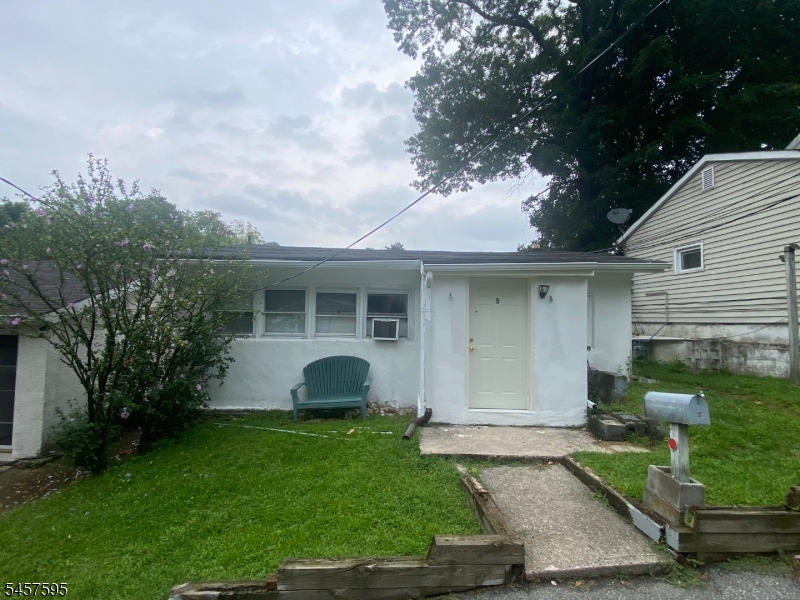 5 Otis Pl, Wayne Twp.