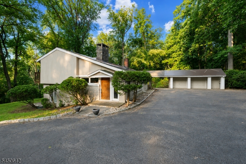 14 Stoney Hill Rd, Mendham Twp.