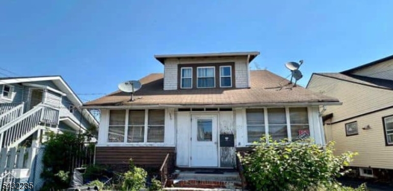 222 Jasper, Paterson City
