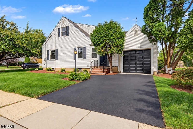 99 Burke Rd, Union Twp.