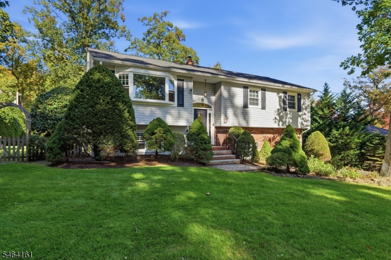1 Arlington Dr, Denville Twp.