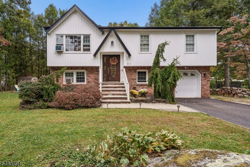 51 River Rd, Byram Twp.