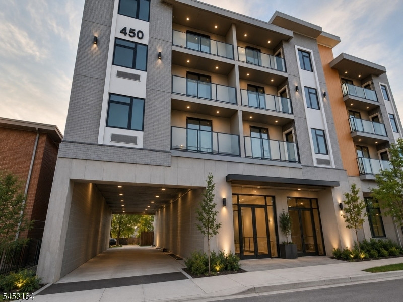450 Washington Ave Unit 205, Belleville Twp.