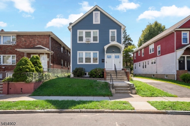 631 Maple St, Linden City