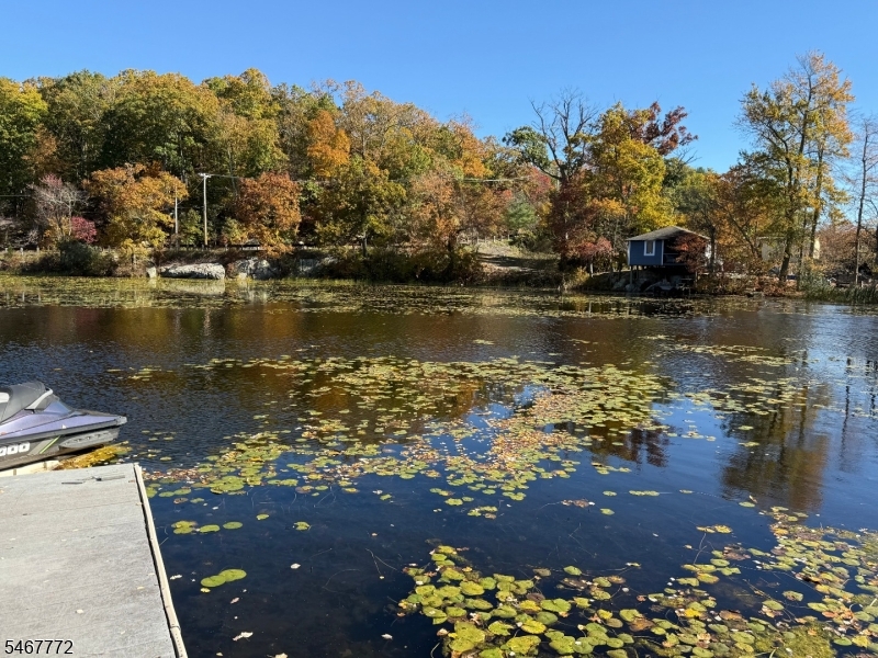 8 Hilltop Rd, Hopatcong Boro