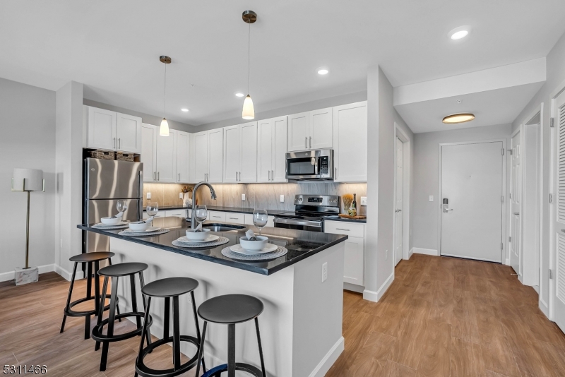 2003 Morris Ave Unit 202, Union Twp.