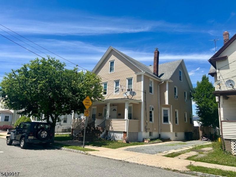 105 Berry St, Dover Town