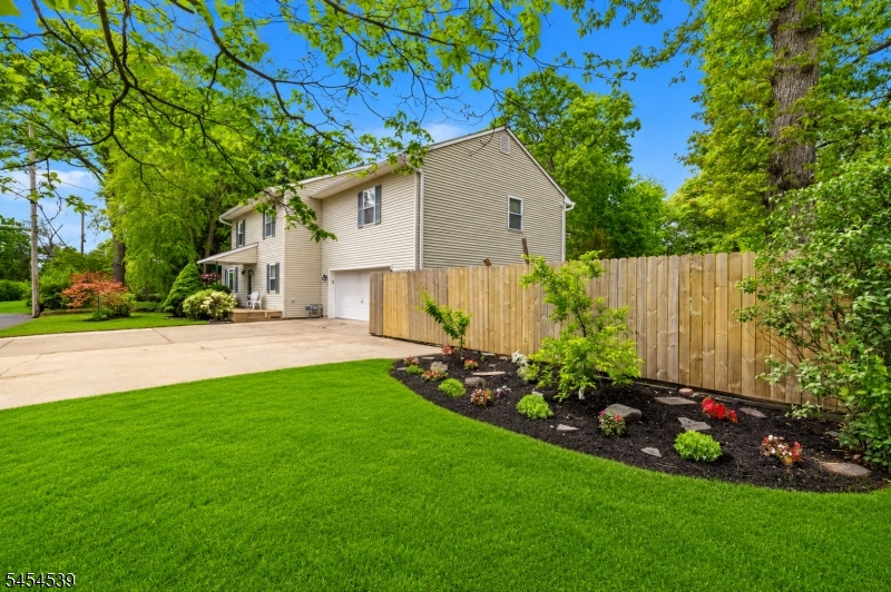 1591 W Princeton Ave, Brick Twp.