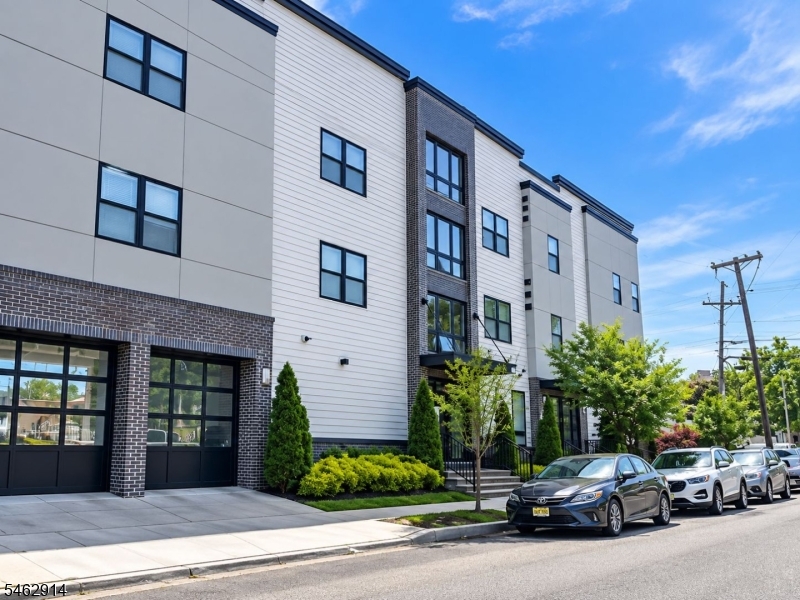 1317 North Ave Unit 204, Elizabeth City