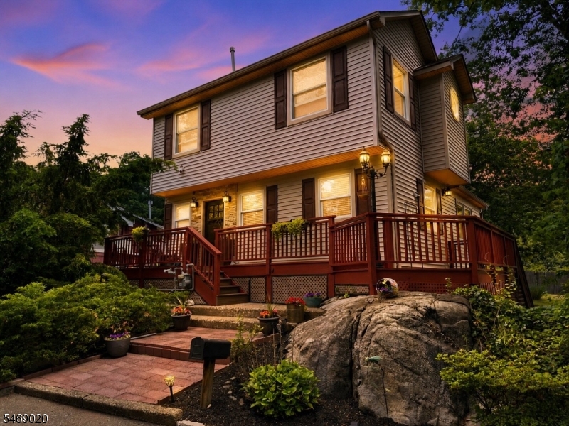 13 Oak St, Wanaque Boro