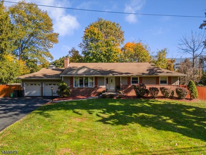 63 Sun Valley Way, Morris Plains Boro