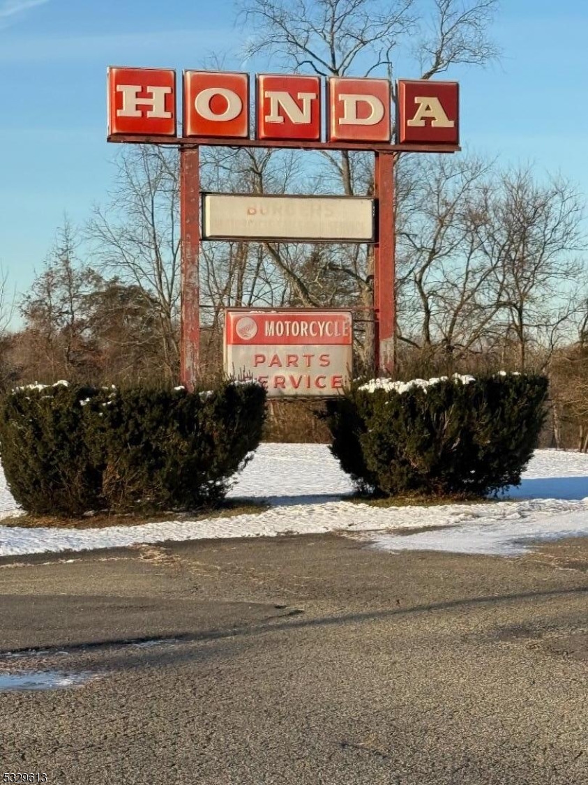 749 Us Highway 202, Readington Twp.