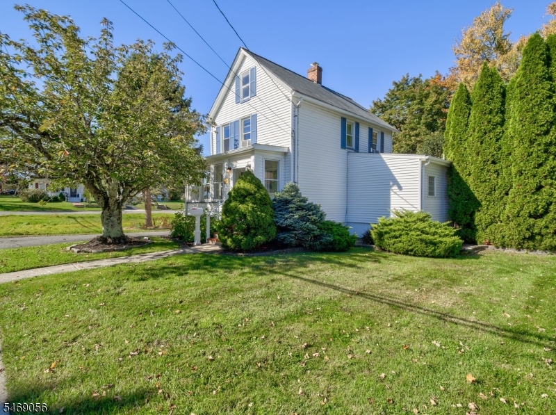 22 Orchard St, Newton Town