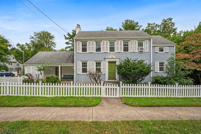 1187 Sussex Rd, Teaneck Twp.