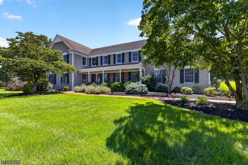 15 Hoffman Pl, Montgomery Twp.