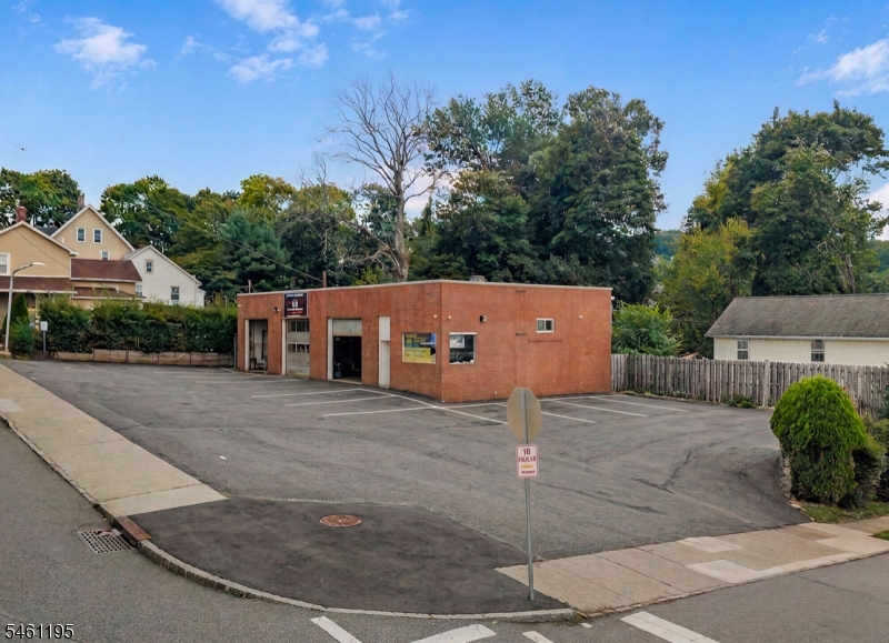 185 S Morris St, Dover Town